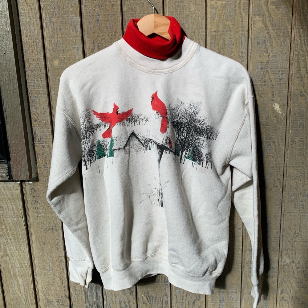 Cottagecore vintage sweatshirt/ turtleneck neck with birds (cardinals)- Medium
